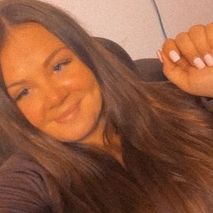 Meet your Posher, Lexie